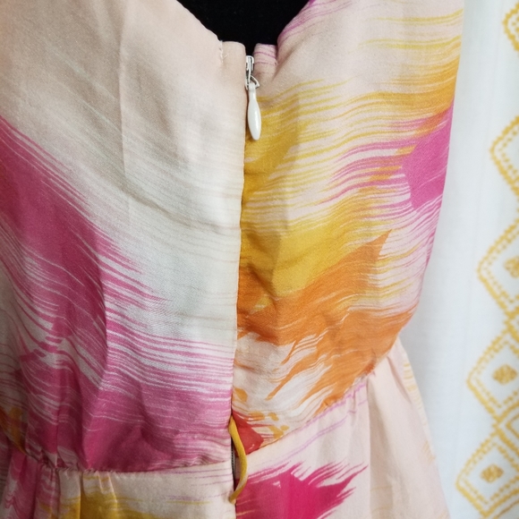 Be Seduced Silk Dress Size 6 - Picture 4 of 5